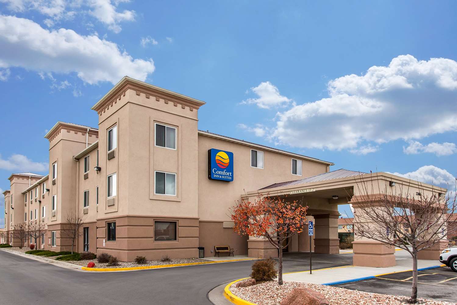 Hotel COMFORT INN & SUITES