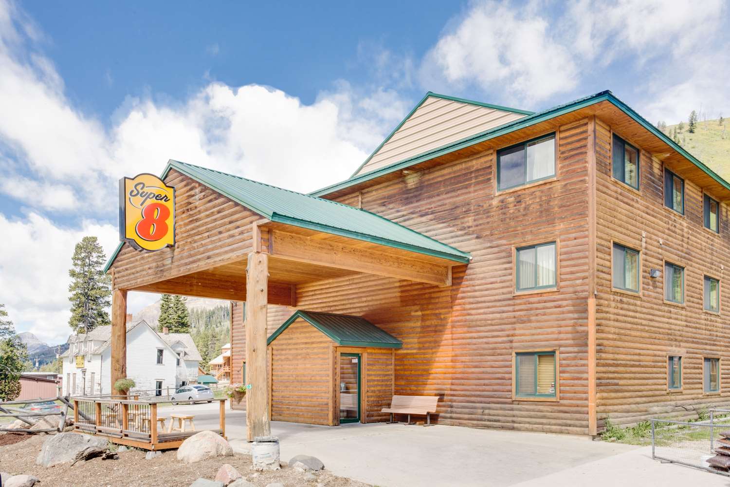 Hotel SUPER 8 BY WYNDHAM, COOKE CITY YELLOWSTONE PARK AREA