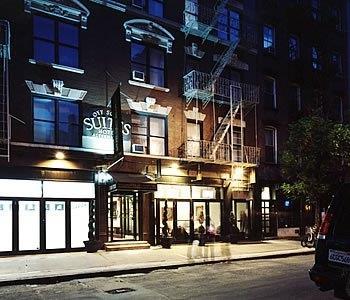Hotel OFF-SOHO SUITES HOTEL