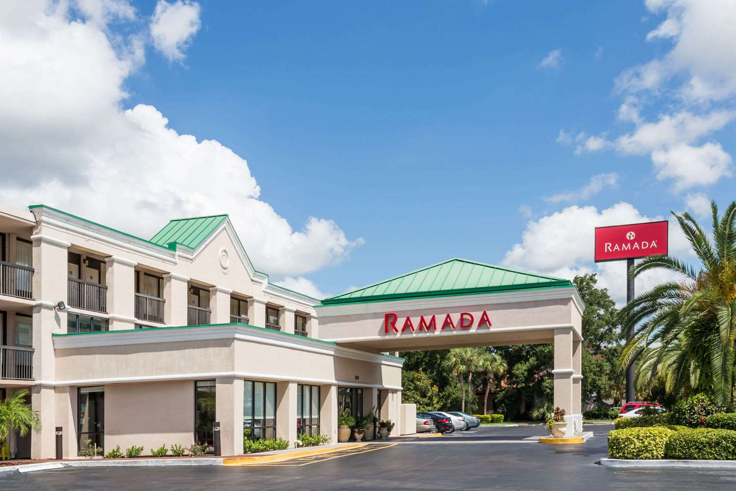 Hotel RAMADA ALTAMONTE SPRINGS