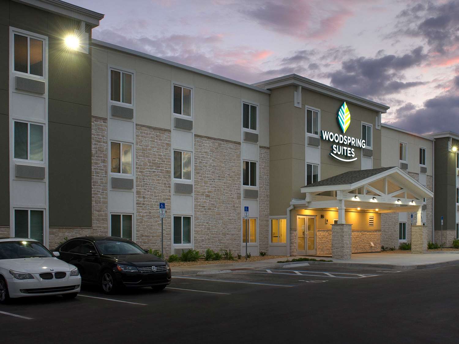 Hotel WOODSPRING SUITES ORLANDO AIRP