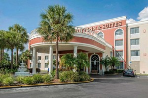 Hotel QUALITY INN & SUITES ORLANDO