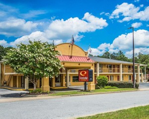 Hotel ECONO LODGE INN & SUITES AT FT. BENNING