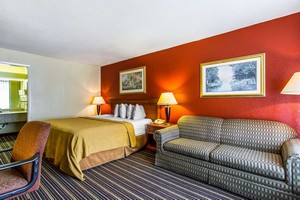 Hotel QUALITY INN OPELIKA
