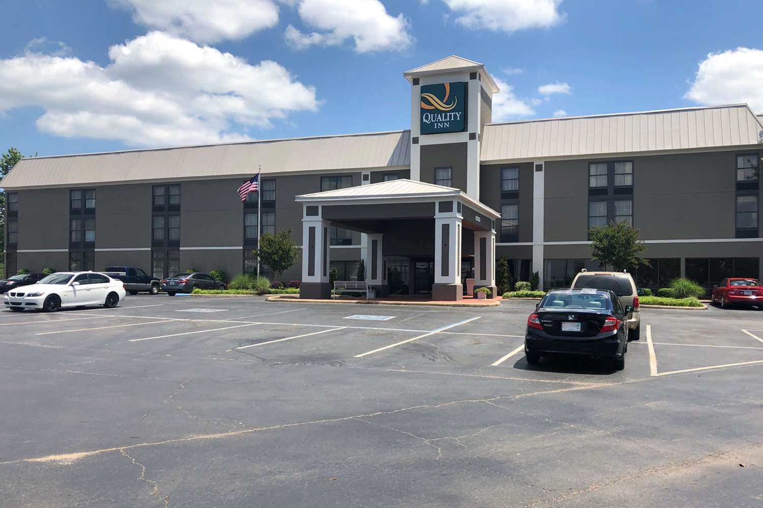 Hotel QUALITY INN VALLEY- WEST POINT
