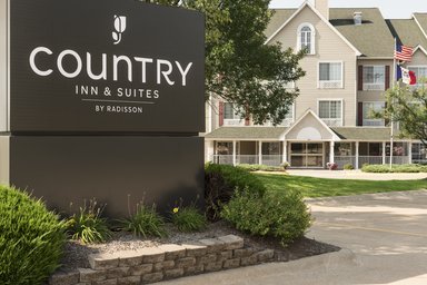 Hotel COUNTRY INN & SUITES BY RADISSON, DAVENPORT, IA