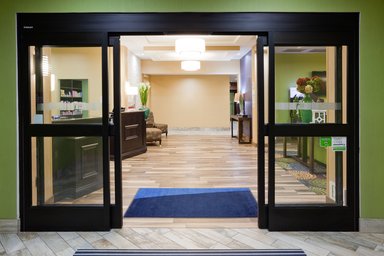 Hotel HOLIDAY INN EXPRESS & SUITES DAVENPORT 