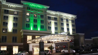 Hotel HOLIDAY INN & SUITES DAVENPORT