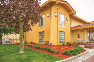 Hotel LA QUINTA INN MOLINE AIRPORT