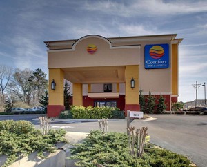 Hotel COMFORT INN & SUITES
