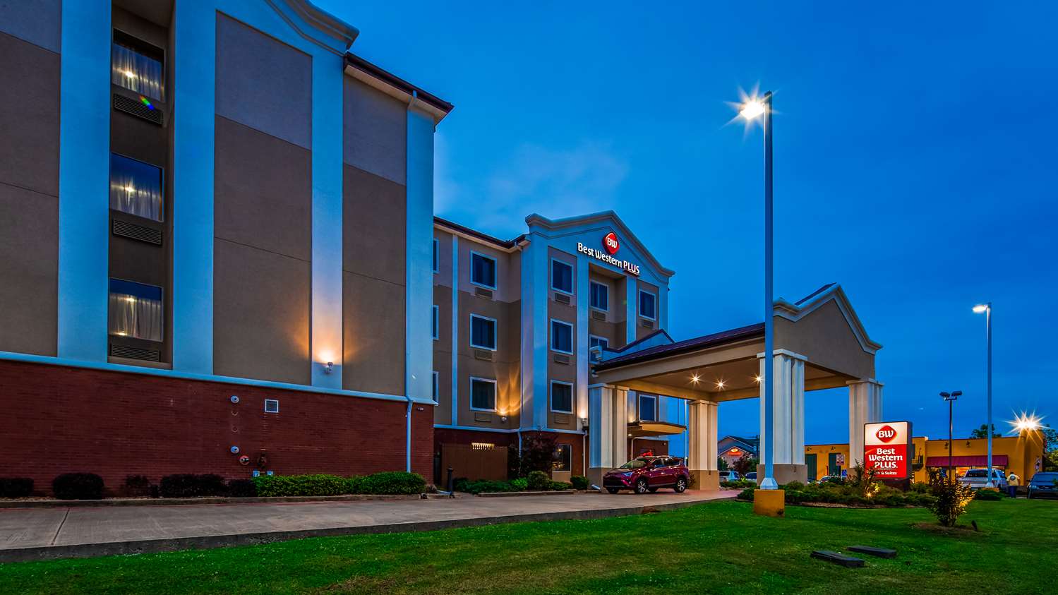 Hotel BEST WESTERN PLUS FLOWOOD INN & SUITES