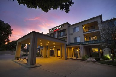 Hotel COURTYARD CHAMPAIGN
