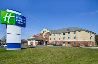 Hotel HOLIDAY INN EXPRESS & SUITES URBANA-CHAMPAIGN (U OF I AREA)