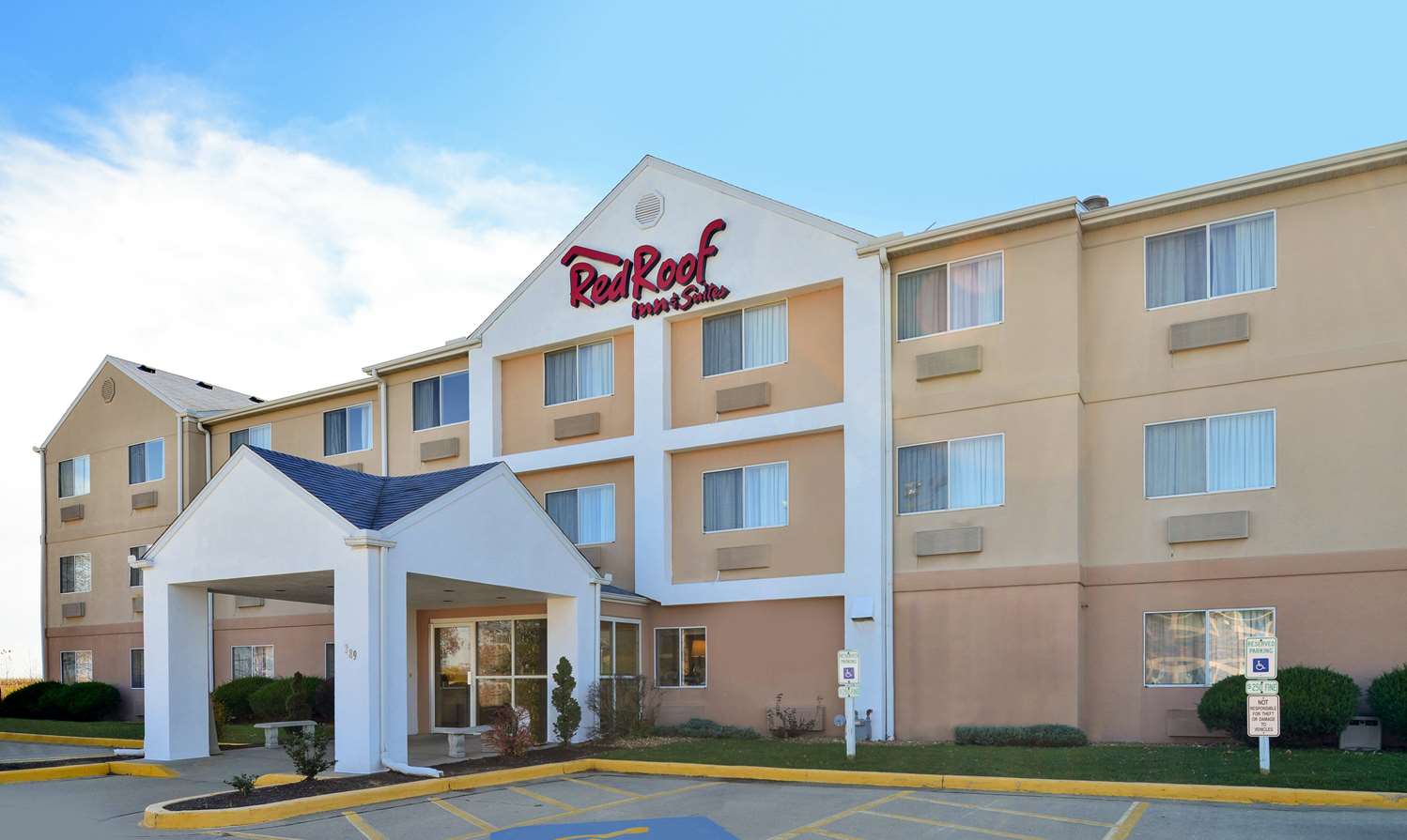 Hotel RED ROOF INN & SUITES DANVILLE, IL