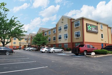 Hotel CROSSLAND ECONOMY STUDIOS ST LOUIS-AIRPORT - N.LINDBERG BLVD.