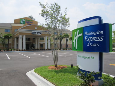 Hotel HOLIDAY INN EXPRESS & SUITES JACKSONVILLE - MAYPORT / BEACH