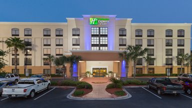 Hotel HOLIDAY INN EXPRESS & SUITES JACKSONVILLE SE- MED CTR AREA