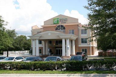 Hotel HOLIDAY INN EXPRESS & SUITES BROOKSVILLE WEST
