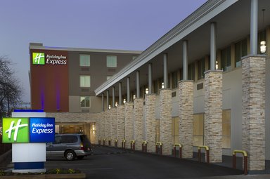 Hotel HOLIDAY INN EXPRESS BALTIMORE AT THE STADIUMS