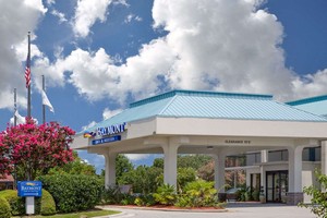 Hotel BAYMONT INN & SUITES/CAMP LEJEUNE
