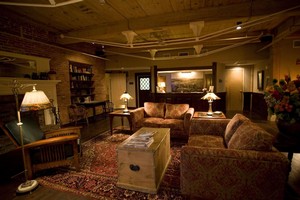 Hotel COMMON MAN INN AND RESTAURANT