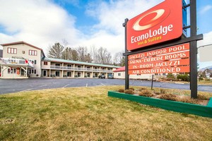 Hotel ECONO LODGE INN & SUITES