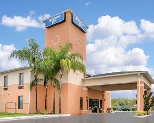 Hotel RODEWAY INN WESLEY CHAPEL