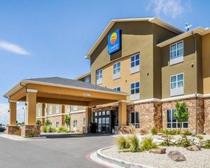 Hotel COMFORT INN AND SUITES ARTESIA