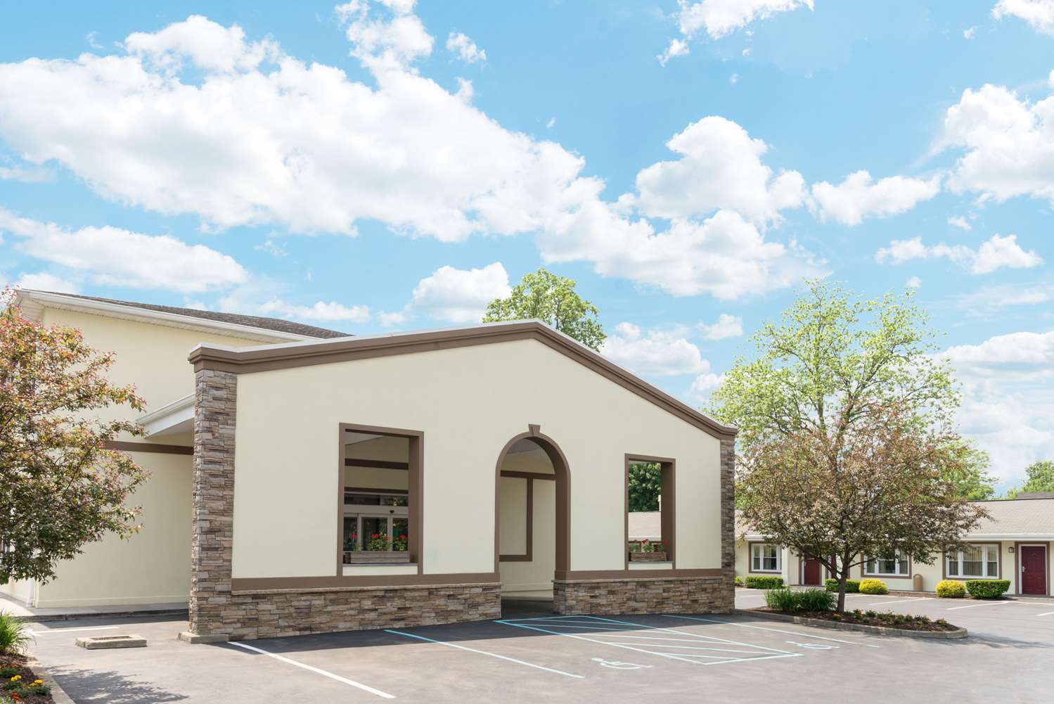 Hotel DAYS INN POUGHKEEPSIE