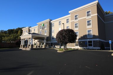 Hotel HOLIDAY INN EXPRESS & SUITES DANBURY - I-84