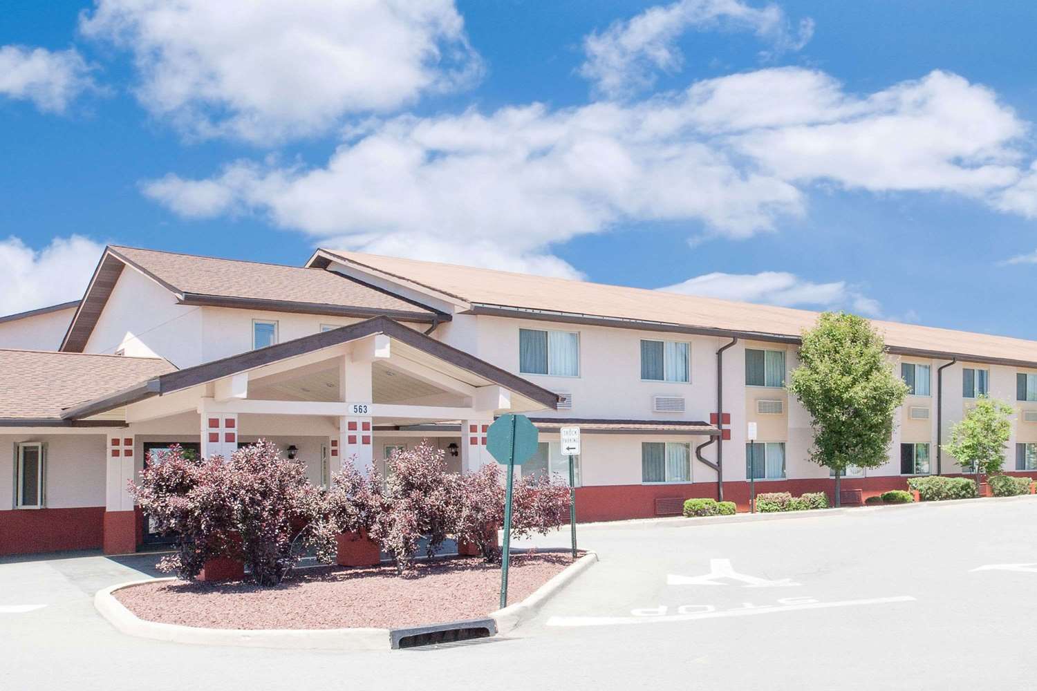 Hotel SUPER 8 BY WYNDHAM MIDDLETOWN