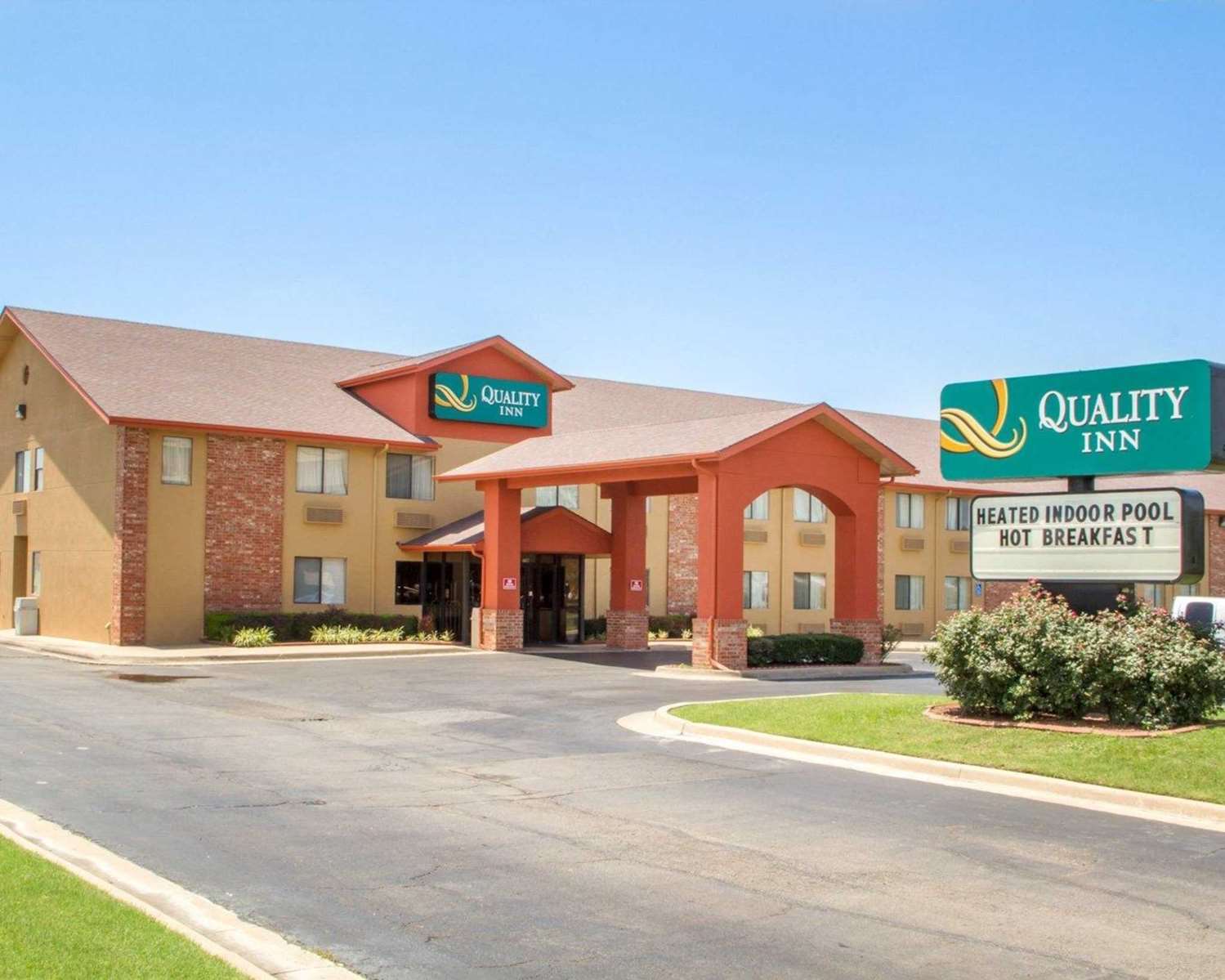 Hotel QUALITY INN BROKEN ARROW