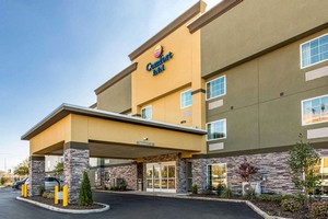 Hotel COMFORT INN & SUITES AIRPORT
