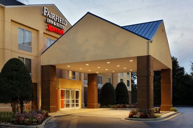 Hotel FAIRFIELD INN & SUITES CHARLOTTE ARROWOOD
