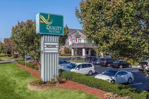 Hotel QUALITY SUITES PINEVILLE - CHARLOTTE