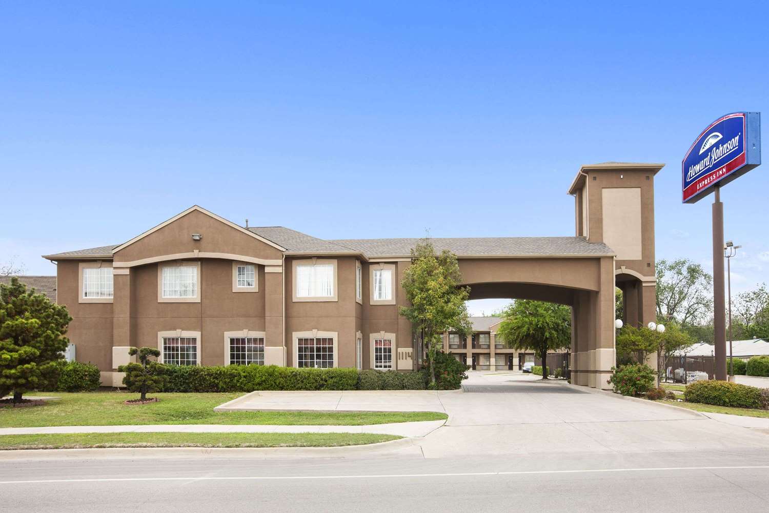 Hotel HOWARD JOHNSON EXPRESS INN GRAND PRAIRIE NEAR LONE STAR PARK