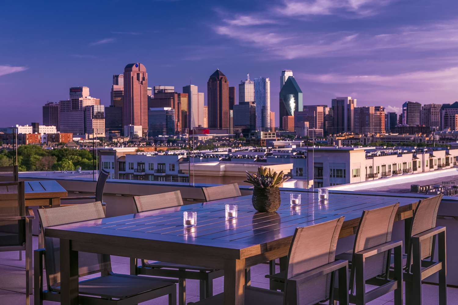 Hotel CANOPY BY HILTON DALLAS UPTOWN