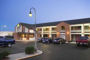 Hotel DAYS INN WICHITA WEST NEAR AIRPORT