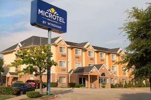 Hotel MICROTEL INN & SUITES BY WYNDHAM GARLAND/DALLAS