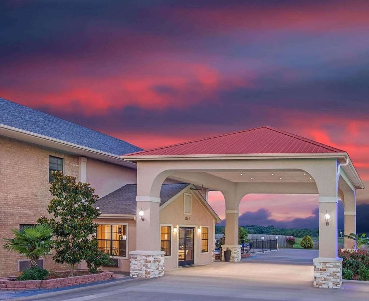Hotel SURESTAY HOTEL BY BEST WESTERN TERRELL