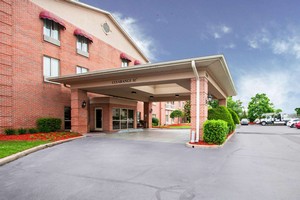 Hotel QUALITY INN & SUITES GERMANTOWN