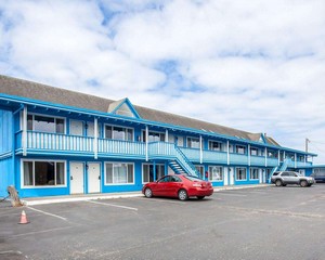 Hotel RODEWAY INN AND SUITES