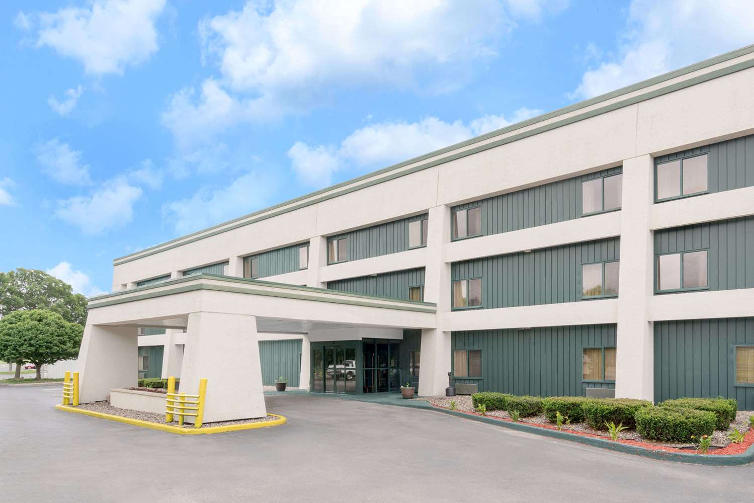 Hotel BAYMONT BY WYNDHAM LA CROSSE/ONALASKA