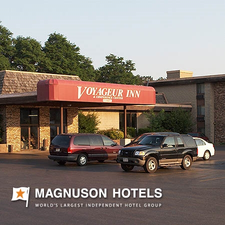 Hotel VOYAGEUR INN AND CONFERENCE CE