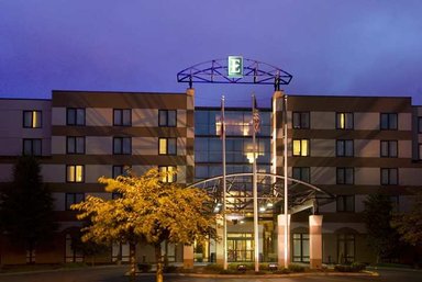 Hotel EMBASSY SUITES BY HILTON SEATTLE NORTH LYNNWOOD