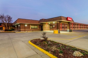 Hotel RED ROOF INN & CONFERENCE CENTER WICHITA AIRPORT