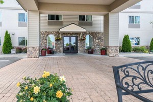 Hotel QUALITY INN & SUITES AT OLYMPIC NATIONAL PARK