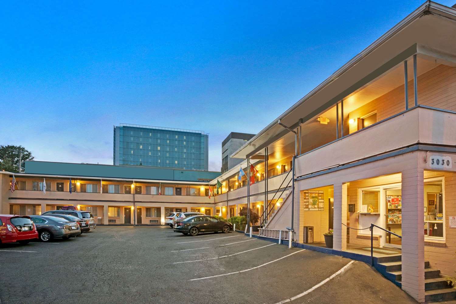 Hotel TRAVELODGE BY WYNDHAM EVERETT CITY CENTER