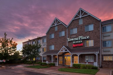 Hotel TOWNEPLACE SUITES WICHITA EAST