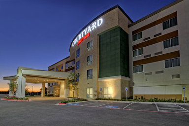 Hotel COURTYARD SAN MARCOS